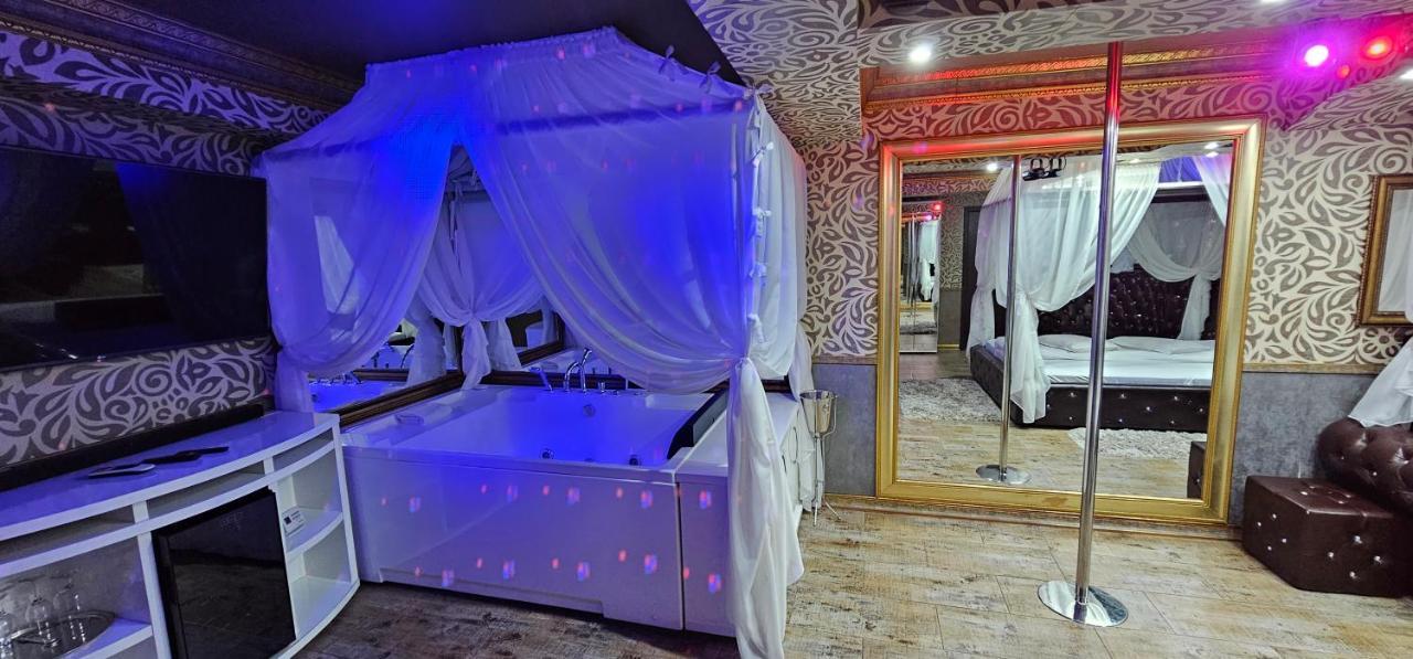 Hotel Boutique Mikaela (Adults Only) براشوف المظهر الخارجي الصورة